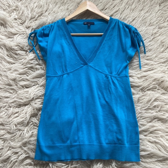 Gap v neck top x small - Picture 5 of 5